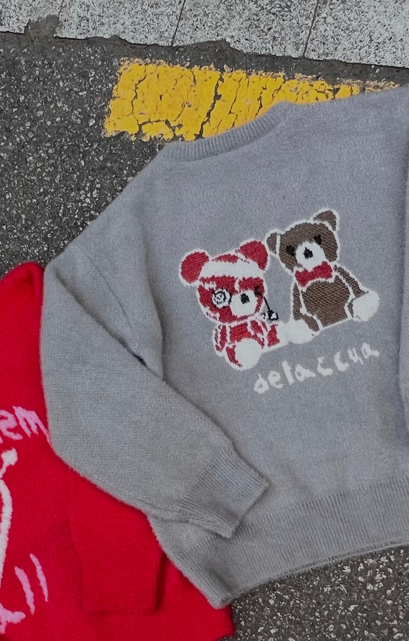 broddy sweater