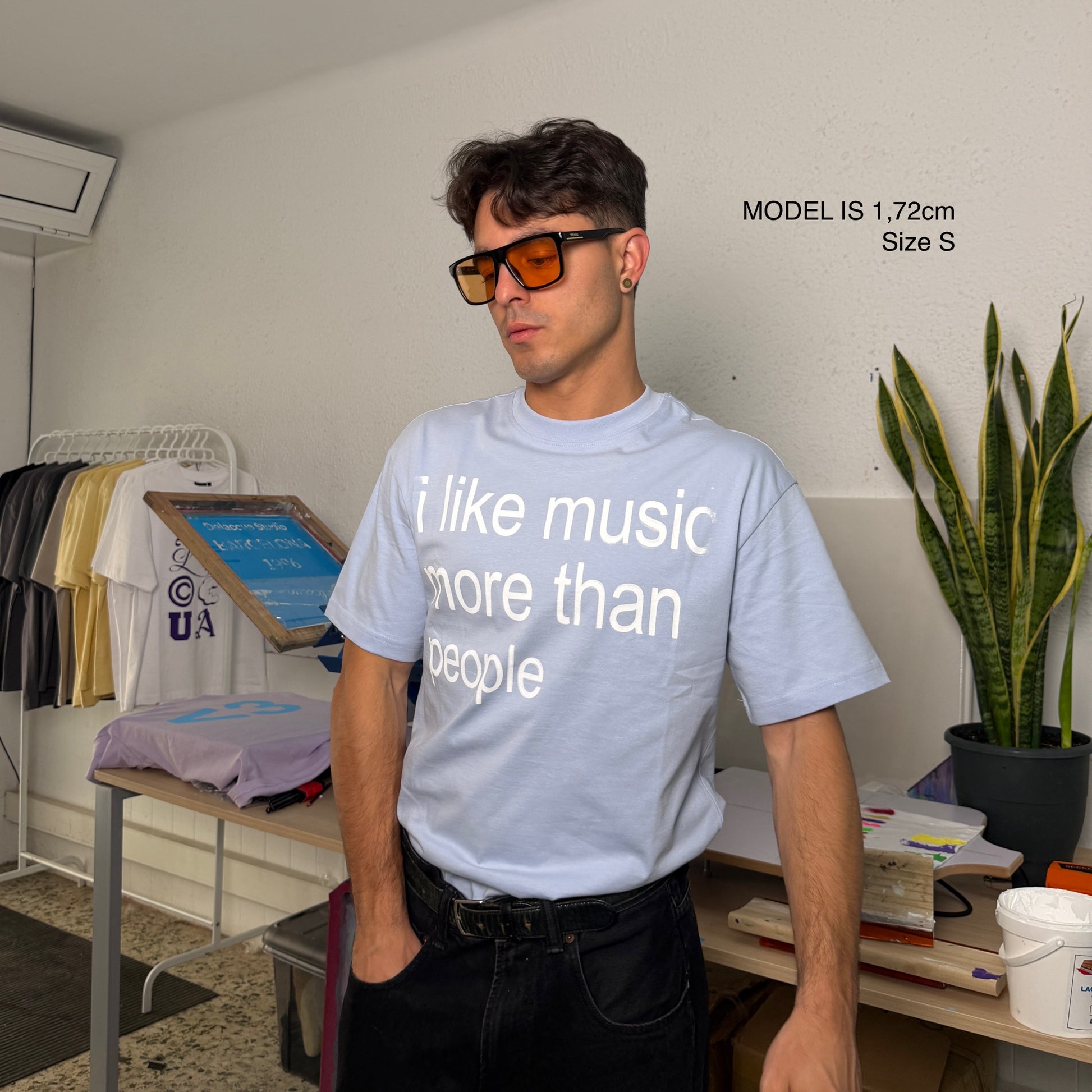 Music > People tee