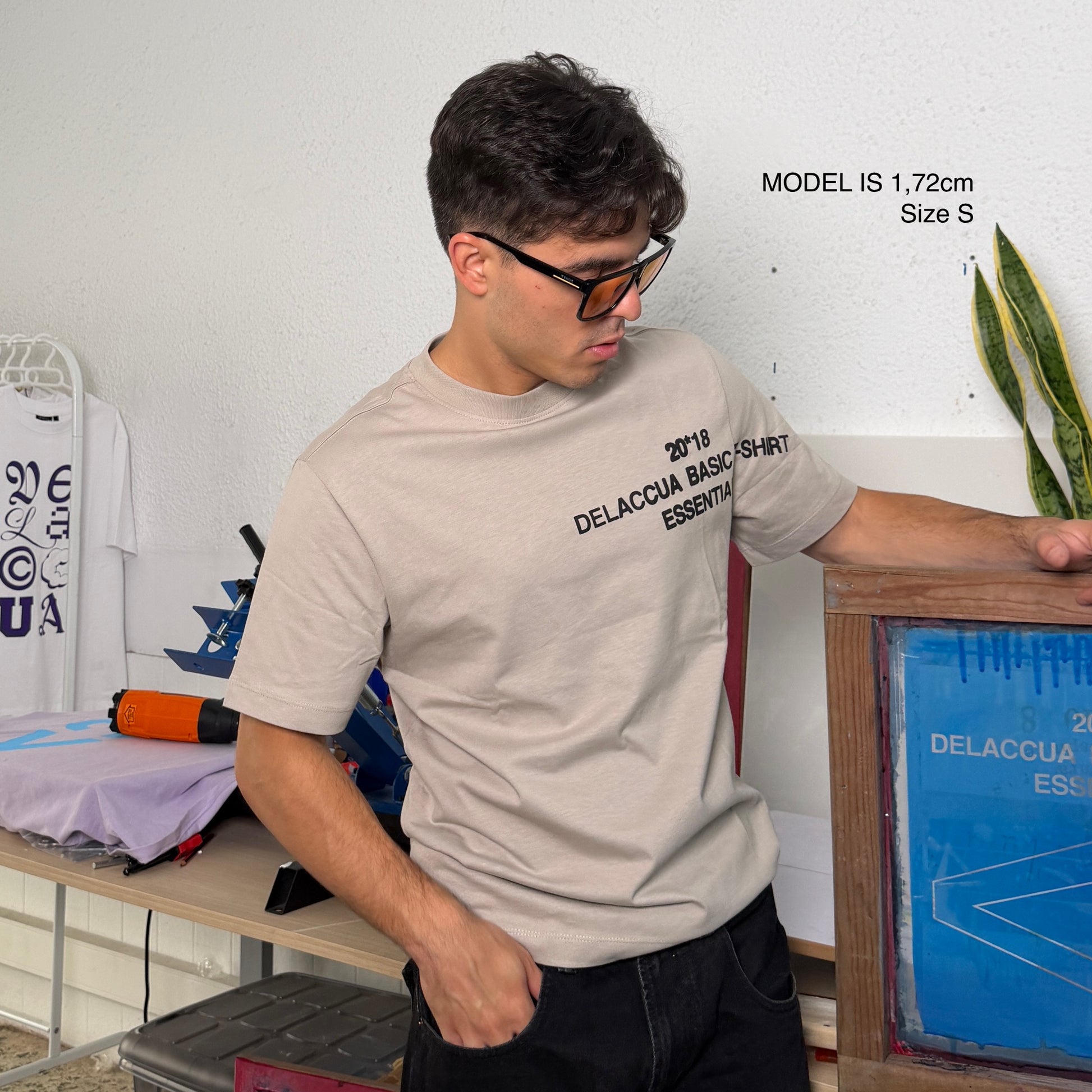 Essential tee Sand